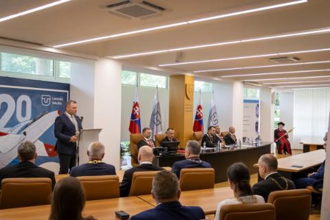 Inaugurácia dekana