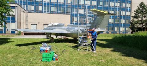 Aero L-29 Delfín