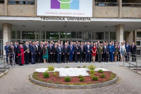 Inaugurácia dekana
