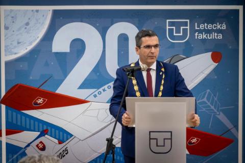 Inaugurácia dekana