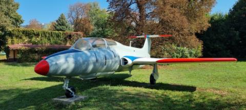 Aero L-29 Delfín