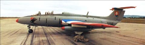 Aero L-29 Delfín
